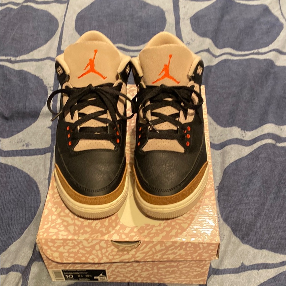 Air Jordan retro 3 desert elephant size 10